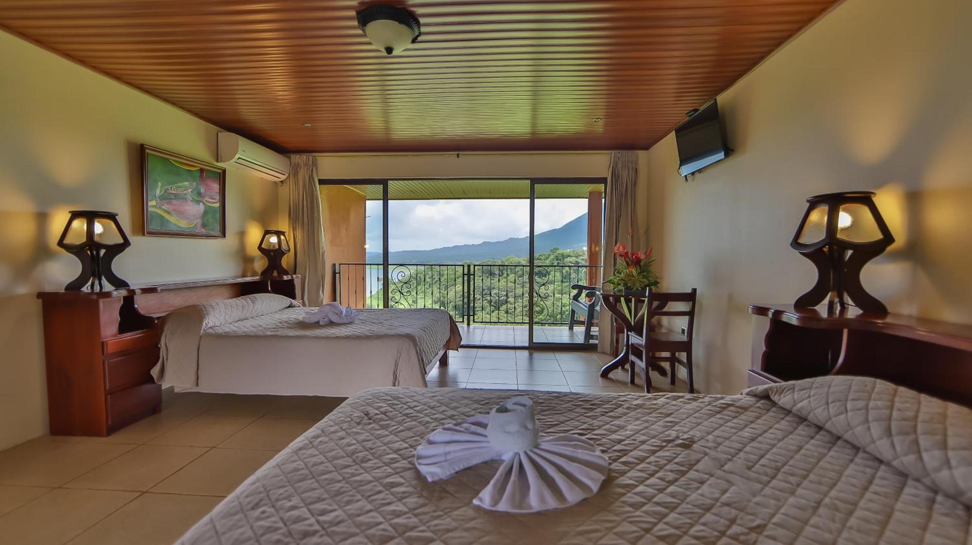 Hotel Linda Vista 4*